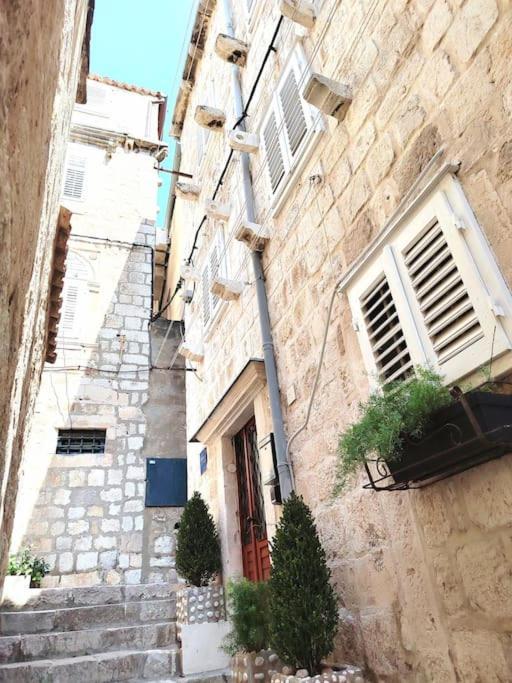 Appartement 3 Bedroom House In Old Town *